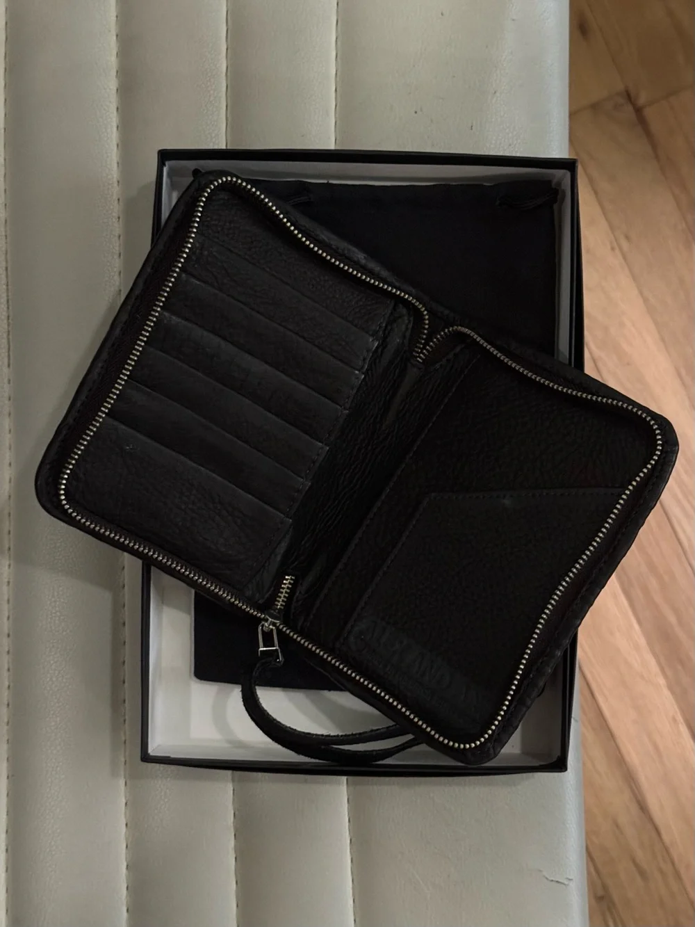 Alex and Ani genuine embossed super soft leather wallet Black in box with bag